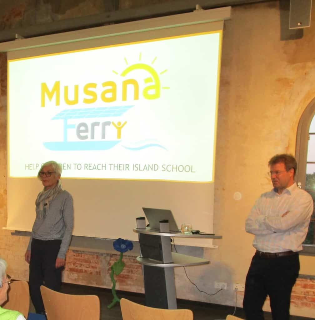 Vortrag über das Projekt "Musana Ferry" des Weltladens Soltau